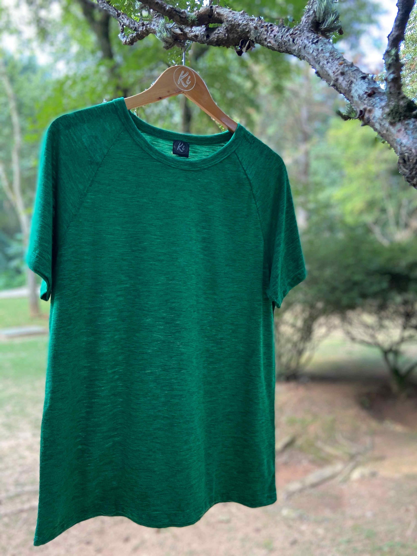 Camiseta Raglan em PET reciclado Verde Bandeira